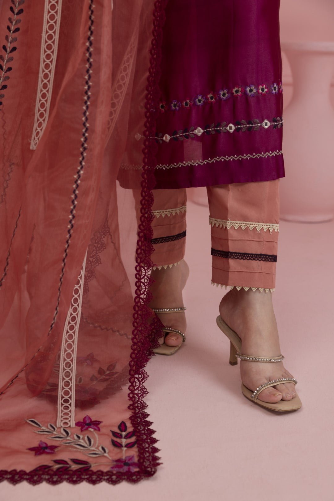 gulalai (4) Gulalai 4